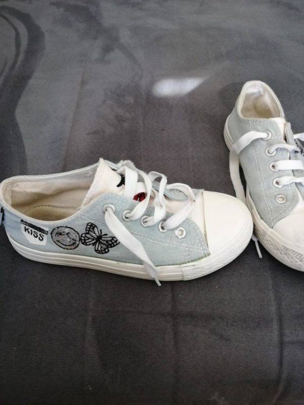 Scarpe da tennis misura 33