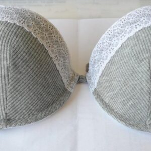 Reggiseno imbottito a fascia grigio chiaro misura 75B