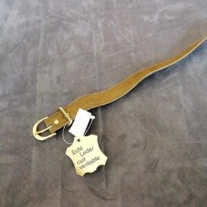 Cintura in pelle verde scamosciato nuova 75/80