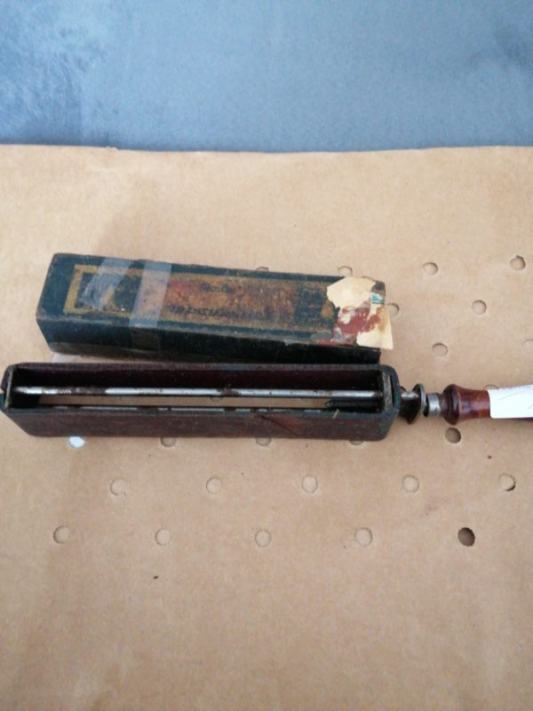 Affilatrice lame 2 risalente circa 1925 in su