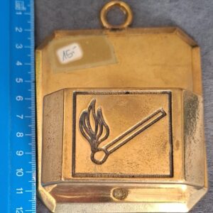 Posacenere da muro in ottone