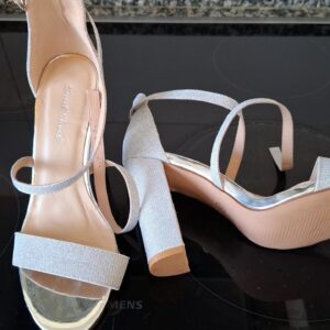 Sandali NUOVI tacco 10 cm misura 36