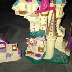 Castello Polly Pocket