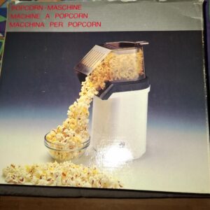 Macchina per popcorn datata ma perfettamente funzionante